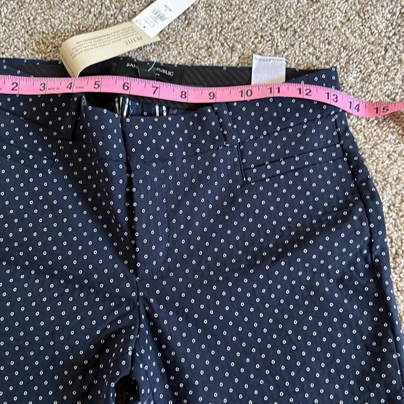 Sloan Cropped Pants - Picture 4 of 5